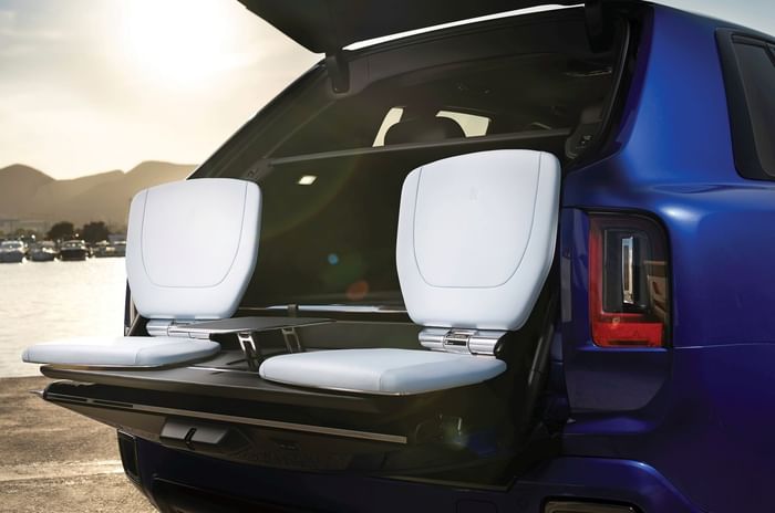 rolls royce cullinan black badge series 2 rolls royce cullinan black badge series 2 review and drive